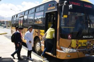 Déficit de buses Pumakatari en La Paz