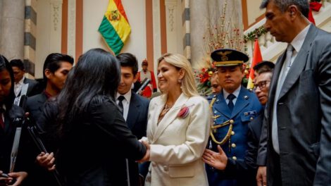 Bachiller destacado en Bolivia