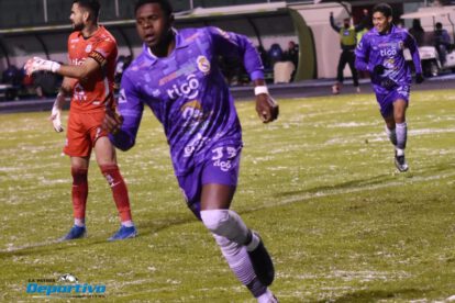 Real Potosí golea a Real Santa Cruz en un partido decisivo