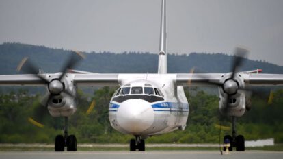 Avión desaparece en Rusia con seis tripulantes a bordo