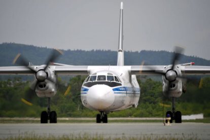 Avión desaparece en Rusia con seis tripulantes a bordo