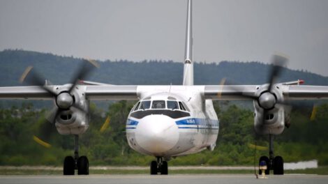 Avión desaparece en Rusia con seis tripulantes a bordo