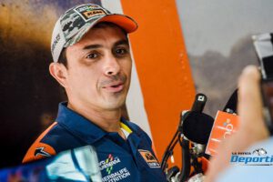 Juan Carlos Salvatierra en busca del título del Campeonato Mundial del Desierto