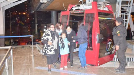 Teleférico Turístico Virgen del Socavón en Oruro