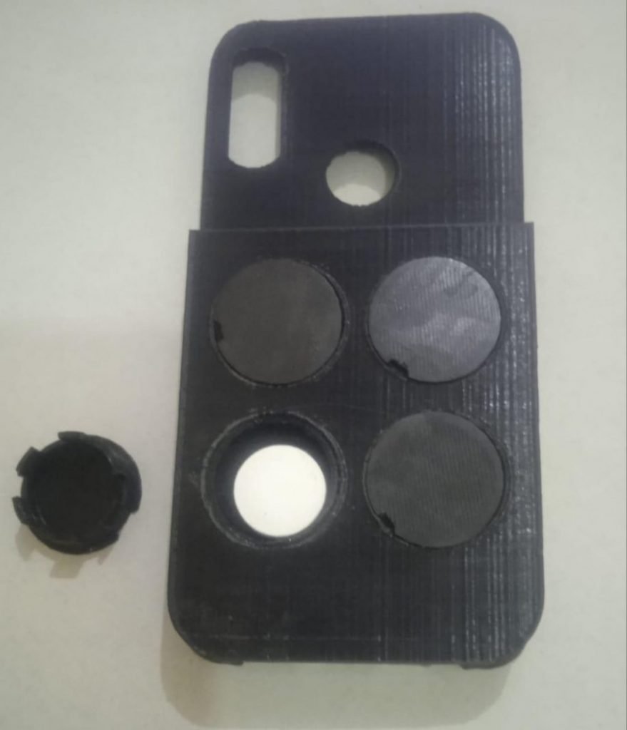 Aditcel, accesorio desinfectante de celular