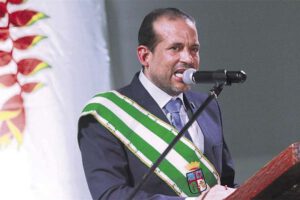 Luis Fernando Camacho en acto protocolar por la gesta libertaria de Santa Cruz