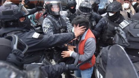 Carlos Quisbert y la Policía se disculpan por aprehensión