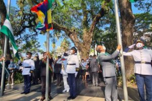 Tensión entre Camacho y Gobierno en el aniversario de Santa Cruz