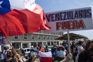 Ataque a campamento venezolano en Iquique
