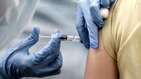 Combinación de AstraZeneca y Sputnik Light registra alto crecimiento de anticuerpos