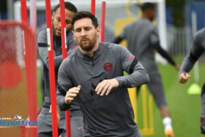 Messi se entrena con normalidad para el partido contra Manchester City