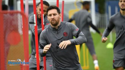 Messi se entrena con normalidad para el partido contra Manchester City