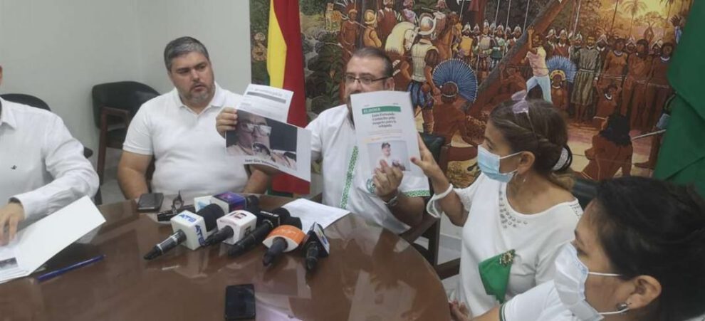 Cívicos cruceños exigen renuncia de ministros de Gobierno y Justicia