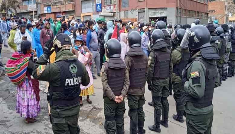 Comité de Defensa de Adepcoca confirma bloqueos y pide la renuncia del Ministro de Gobierno