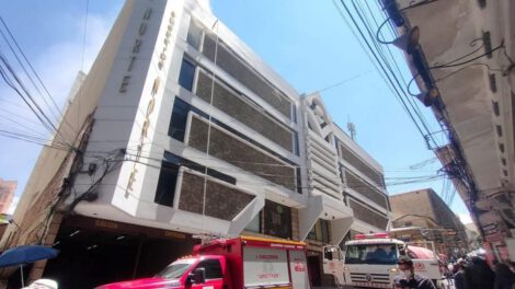 Incendio en Shopping Norte de La Paz
