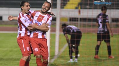 Independiente venció a Aurora en Sucre