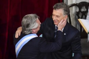 Decreto de nombramiento de familiares por Alberto Fernández