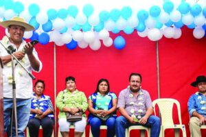 Evo Morales inaugura obra por teléfono desde Argentina