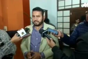 Denuncia contra Evo Morales por inauguración de obra por teléfono