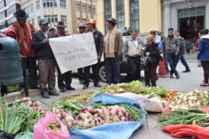 Productores de Soracachi en emergencia ante contrabando de alimentos