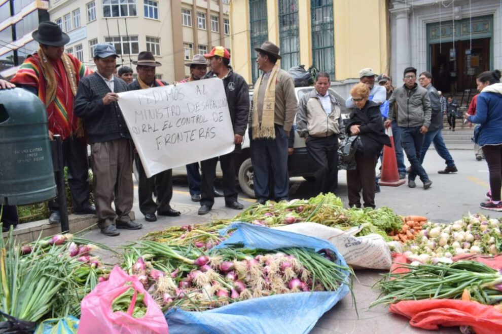 Productores de Soracachi en emergencia ante contrabando de alimentos