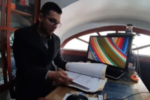 Funcionarios de Migración involucrados en irregularidades