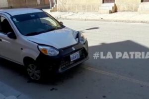 Colisión de coches en Oruro