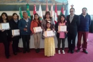 Cuentos y poesía en lenguas originarias