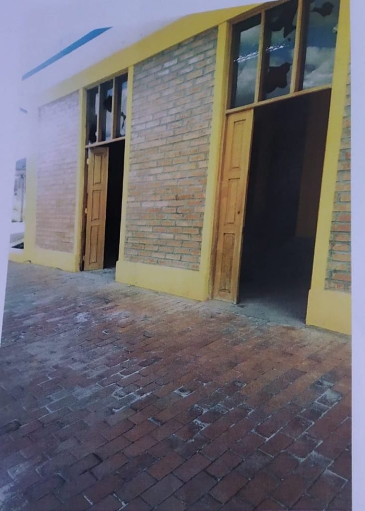 Parque Acuático Oruro en estado de abandono