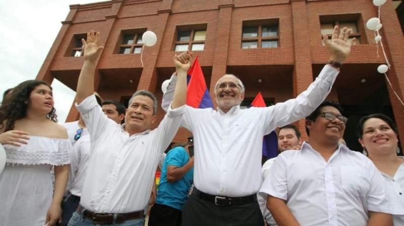 Candidato a la vicepresidencia por CC anunciado por Carlos Mesa