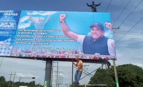 Camacho campaña política anticipada