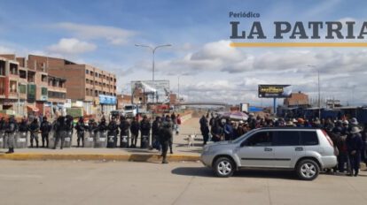 bloqueo alcantarillado Distrito 6