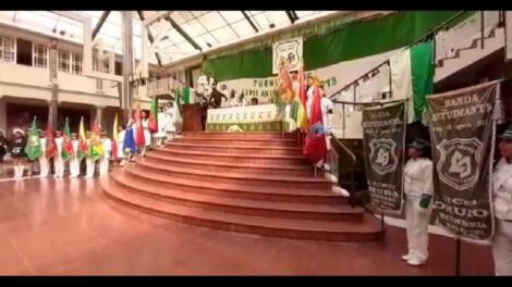 Acto del Liceo Oruro por su aniversario