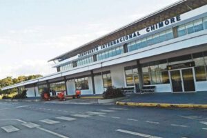Administración del Aeropuerto de Chimoré por las Fuerzas Armadas