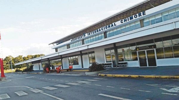 Administración del Aeropuerto de Chimoré por las Fuerzas Armadas