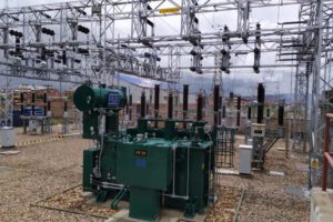 Equipamiento Ende de Oruro para mejorar servicios eléctricos