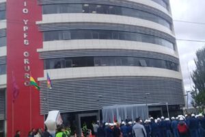 YPFB nuevo edificio en Oruro