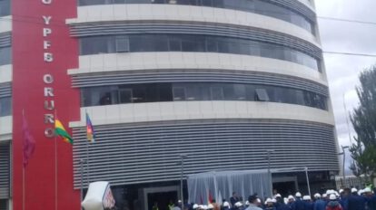 YPFB nuevo edificio en Oruro