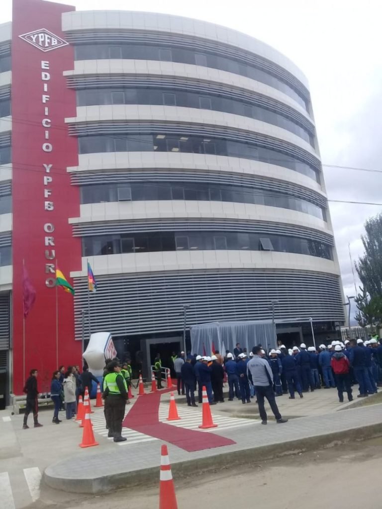 YPFB nuevo edificio en Oruro