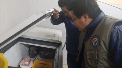 Locales de venta de comida que no tienen autorización deben presentarse en Sedes