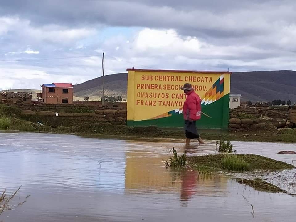 Comunarios de Chetaca afectados por las intensas lluvias