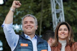 Uso indebido de aeronave presidencial por la esposa del Presidente