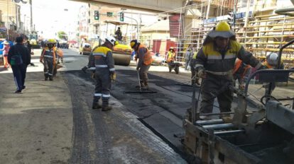 Asfaltado de la avenida del Folklore para el Último Convite del Carnaval