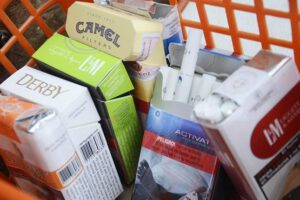 Nueva ley contra el tabaco prohíbe la venta de cigarrillos sueltos