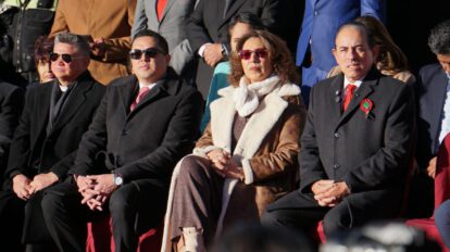 Autoridades de La Paz durante actividades protocolares