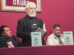 José Hernán Romero Jaldín presentó su poemario Muros en Oruro
