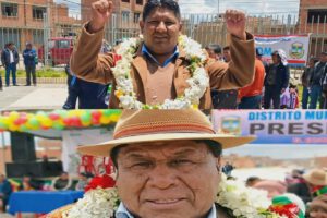 Alberto Quelali (ab)y Pablo Merma (ar), ambos dirigentes del Distrito 14 de la ciudad de El Alto