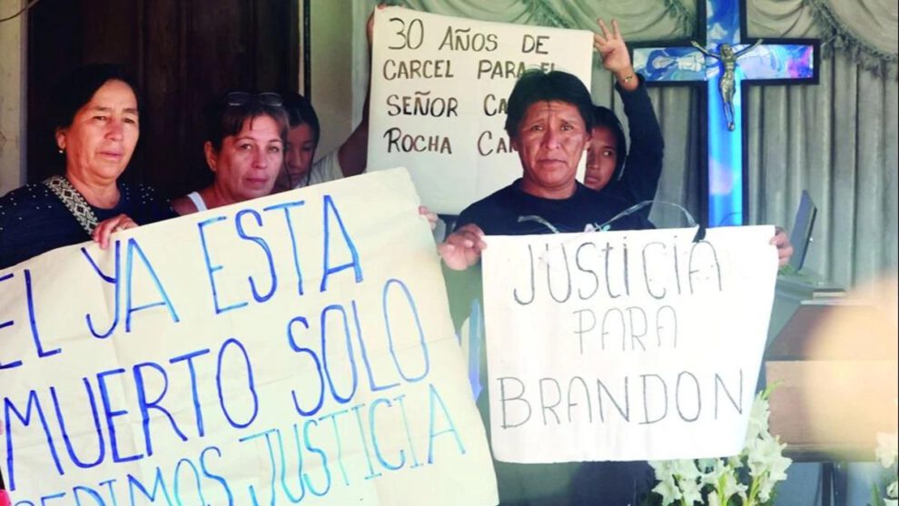 Familiares, amigos y vecinos le dieron el último adiós a Brandon