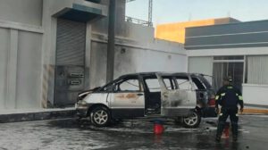 El hecho ocurrió cerca de las 16:00 en el surtidor, situado en inmediaciones de la refinería de Valle Hermoso.