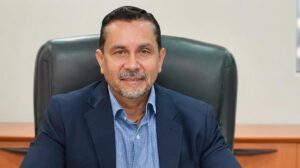 Presidente ejecutivo de la Aduana Nacional, Alberto Samuel Soto de la Vía